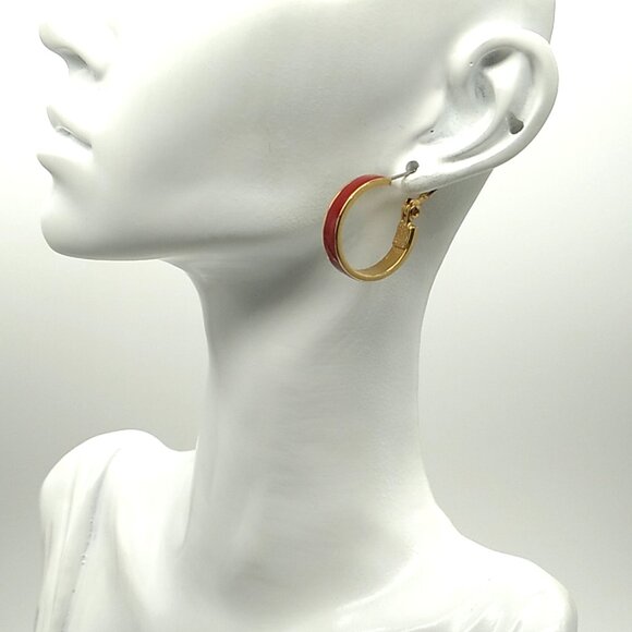 Vintage MONET Red Enamel Inlay Hoop Earrings Gold-Tone - Picture 9 of 16